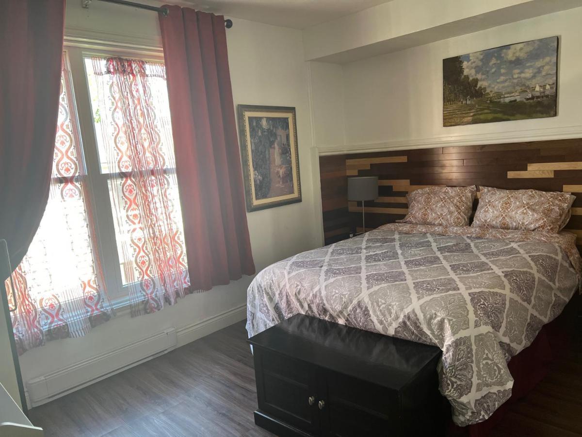 Le 2316-1 Un Apartment Saint-Hyacinthe Luaran gambar
